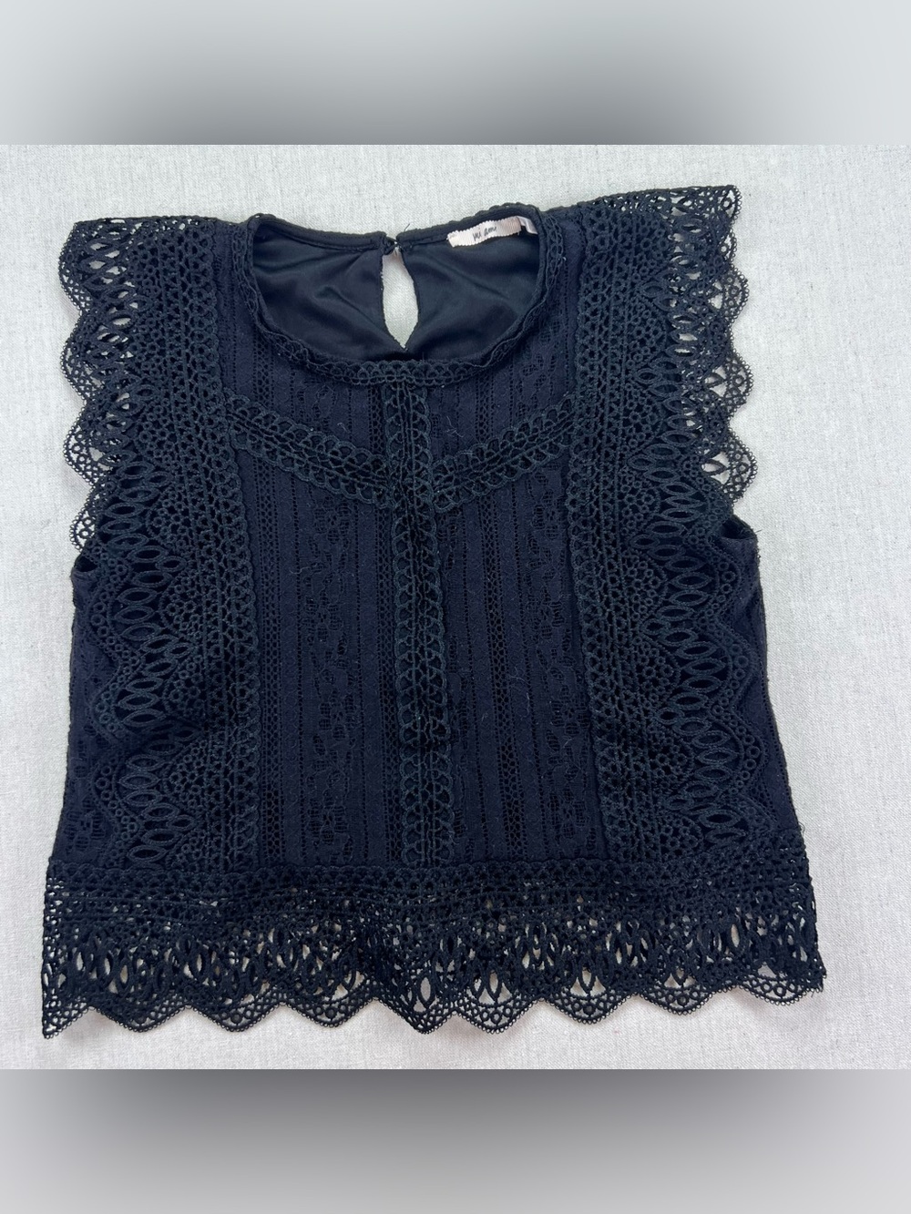 Women's Black Lace Trim Scalloped Hem Flowy Feminine Sleeveless Chic Top Size S
